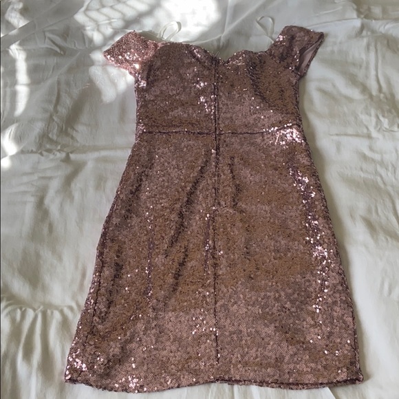 Casual dress - Picture 2 of 3